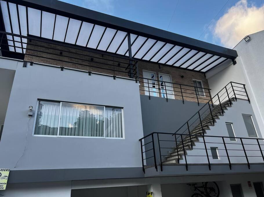 Apartment Moderno En El Centro Pasto